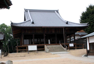 餘慶寺 薬師堂（岡山県）